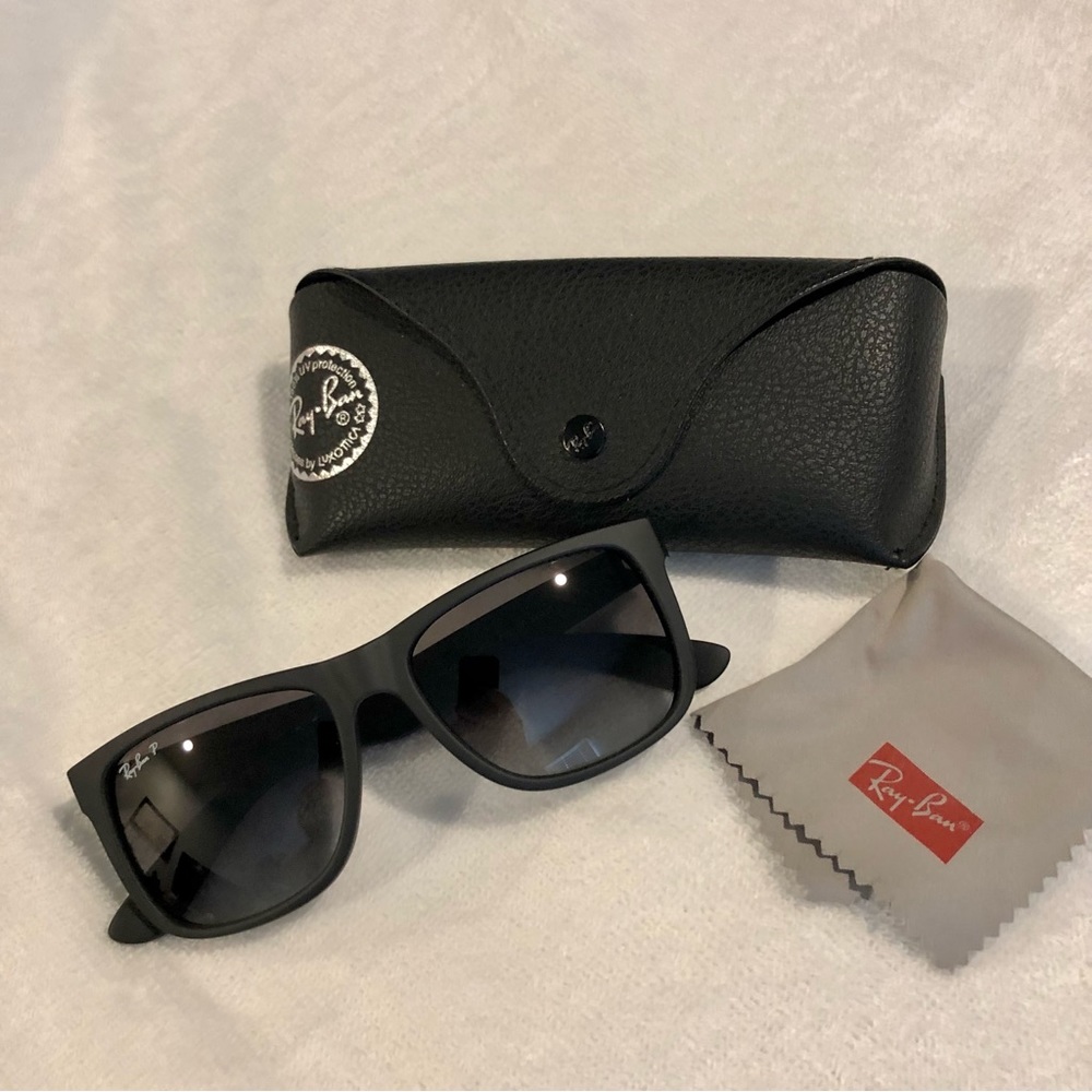 Ray-Ban Justin Classic Polarized Sunglasses.